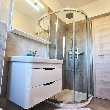 Ribaric Apartment